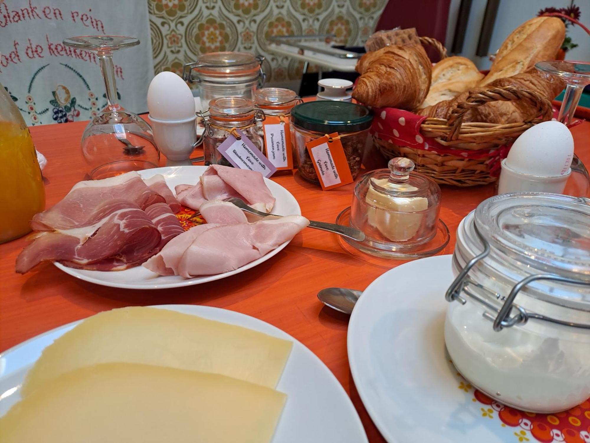 B&B Ut Kantuurke Neer 외부 사진